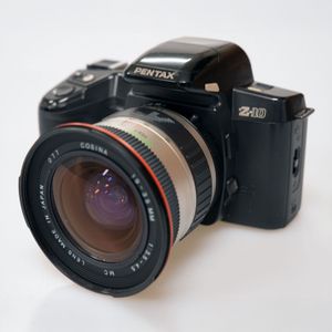 Pentax Z-10 + Cosima AF 19-35mm f/3.5-4.5 - Tweedehands