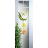 Set van 4x stuks houten vromen decoratie hangers van een bloem van 17 x 16 cm - Bloemen/lente/zomer decoraties - Met ophang lusje
