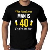 Grote maten verjaardag t-shirt 40 jaar - this handsome man is 40 give beer - zwart - heren - veertig cadeau shirt