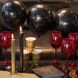 Santex verjaardag leeftijd ballonnen 60 jaar - 24x stuks - zwart/goud - 23 cm - Feestartikelen
