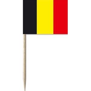 150x Cocktailprikkers BelgiÃ« 8 cm vlaggetje landen decoratie - Houten spiesjes met papieren vlaggetje - Wegwerp prikkertjes