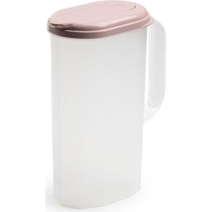 Waterkan/sapkan transparant/roze met deksel 2 liter kunststof - Smalle schenkkan die in de koelkastdeur past
