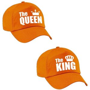 The King en The Queen petten / caps oranje met witte letters en kroon voor volwassenen - Koningsdag - bruiloft - cadeaupetten / feestpetten voor koppels