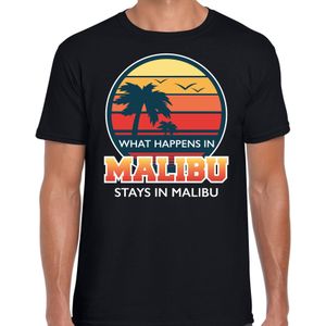 Malibu zomer t-shirt / shirt What happens in Malibu stays in Malibu voor heren - zwart - Malibu party / vakantie outfit / kleding/ feest shirt