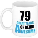 79 great years of being awesome mok wit en blauw - cadeau mok / beker - 29e verjaardag / 79 jaar
