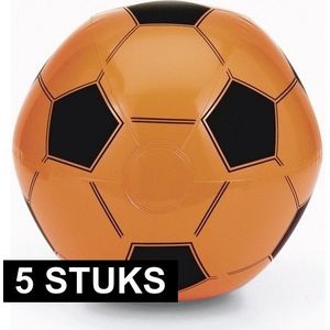 5x Opblaasbare oranje voetbal strandbal speelgoed  - Strandballen - Buitenspeelgoed