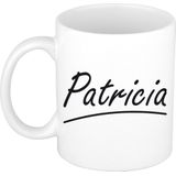 Patricia naam cadeau mok / beker sierlijke letters - Cadeau collega/ moederdag/ verjaardag of persoonlijke voornaam mok werknemers