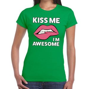 Kiss me i am awesome t-shirt groen dames - feest shirts dames