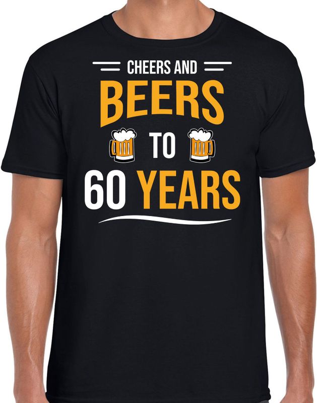 Cheers and beers 60 jaar verjaardag cadeau t-shirt zwart voor heren - 60 jaar bier liefhebber verjaardag shirt / outfit