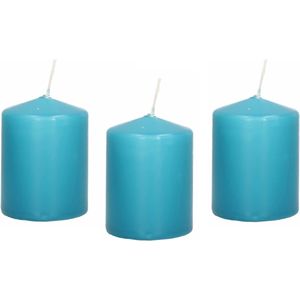 12x Turquoise blauwe cilinderkaarsen/stompkaarsen 6 x 8 cm 29 branduren - Geurloze kaarsen turkoois blauw - Woondecoraties