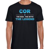 Naam cadeau Cor - The man, The myth the legend t-shirt  zwart voor heren - Cadeau shirt voor o.a verjaardag/ vaderdag/ pensioen/ geslaagd/ bedankt