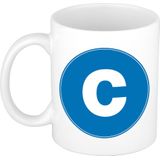Mok / beker met de letter C blauwe bedrukking voor het maken van een naam / woord - koffiebeker / koffiemok - namen beker