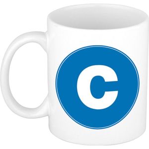 Mok / beker met de letter C blauwe bedrukking voor het maken van een naam / woord - koffiebeker / koffiemok - namen beker
