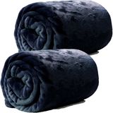 Plaids/dekens - fleece - 2 stuks - donkerblauw - polyester - 130 x 180 cm