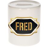 Fred naam cadeau spaarpot met gouden embleem - kado verjaardag/ vaderdag/ pensioen/ geslaagd/ bedankt