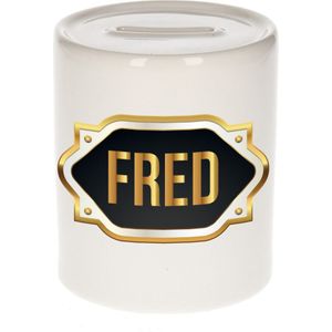 Fred naam cadeau spaarpot met gouden embleem - kado verjaardag/ vaderdag/ pensioen/ geslaagd/ bedankt
