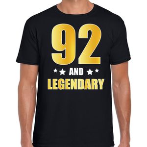 92 and legendary verjaardag cadeau t-shirt / shirt - zwart - gouden en witte letters - voor heren - 92 jaar  / outfit