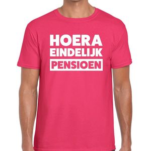 Hoera eindelijk pensioen roze t-shirt voor heren - roze pensioen shirt