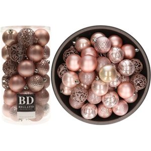 74x stuks kunststof/plastic kerstballen lichtroze (blush pink) 6 cm mix - Onbreekbaar - Kerstboomversiering/kerstversiering