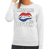 Kiss me I am Dutch sweater grijs dames - feest trui dames - Holland kleding