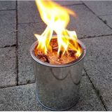 4x Tuinfakkel vuur verlichting in blik 11 x 13 cm 5-8 branduren- Zweedse fakkel - Vuurblik - Tuinkaars/outdoor kaars - Tuinverlichting/tuindecoratie tuinfakkels