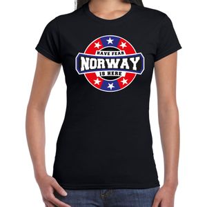Have fear Norway is here t-shirt met sterren embleem in de kleuren van de Noorse vlag - zwart - dames - Noorwegen supporter / Noors elftal fan shirt / EK / WK / kleding