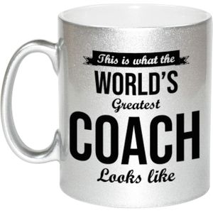 This is what the worlds greatest coach looks like cadeau koffiemok / theebeker - 330 ml - zilverkleurig - begeleider - verjaardag / bedankje / cadeau - tekst mokken