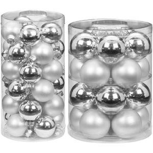 60x stuks glazen kerstballen elegant zilver mix 4 en 6 glans en mat - Kerstversiering/kerstboomversiering