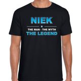 Naam cadeau Niek - The man, The myth the legend t-shirt  zwart voor heren - Cadeau shirt voor o.a verjaardag/ vaderdag/ pensioen/ geslaagd/ bedankt
