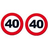 2x 40 Jaar verjaardag feestdecoratie verkeersbord 49 cm-  Kartonnen muurborden/wandborden 40 jaar versiering