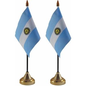 2x stuks Argentinie tafelvlaggetjes 10 x 15 cm met standaard - Feestartikelen tafel versiering