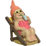 Decoris tuinkabouter vrouw zonnend in strandstoel - kunststeen - H21 cm