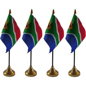 4x stuks zuid Afrika tafelvlaggetjes 10 x 15 cm met standaard - Landen vlaggen feestartikelen/versiering