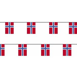 2x Papieren slinger Noorwegen 4 meter - Noorse vlag - Supporter feestartikelen - Landen decoratie/versiering
