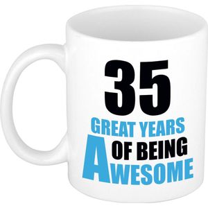35 great years of being awesome mok wit en blauw - cadeau mok / beker - 29e verjaardag / 35 jaar