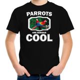 Dieren papegaaien t-shirt zwart kinderen - parrots are serious cool shirt  jongens/ meisjes - cadeau shirt papegaai/ papegaaien liefhebber - kinderkleding / kleding