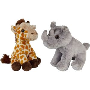Ravensden - Safari dieren knuffels - 2x stuks - Neushoorn en Giraffe - 15 cm