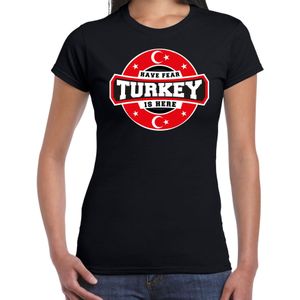Have fear Turkey is here t-shirt met sterren embleem in de kleuren van de Turkse vlag - zwart - dames - Turkije supporter / Turks elftal fan shirt / EK / WK / kleding