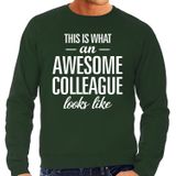 Awesome colleague - geweldige collega cadeau sweater groen heren - Verjaardag kado trui