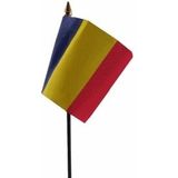 4x Roemenie tafelvlaggetjes 10 x 15 cm met standaard - Versiering