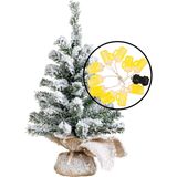 Kleine kunst kerstboom - besneeuwd - incl. bier thema lichtsnoer - H45 cm