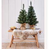 Volle kunst kerstboom 75 cm in jute zak inclusief 50 warm witte lampjes - Mini kerstbomen met verlichting