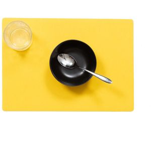 Stevige luxe Tafel placemats Plain geel 30 x 43 cm - Met anti slip laag en Teflon coating toplaag