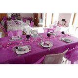 Feest tafelkleed met tafelloper op rol - fuchsia roze/wit - 10 meter