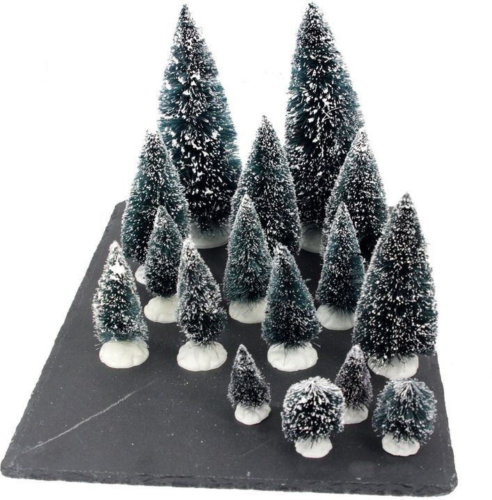 Kerstdorp onderdelen miniatuur set - 16x boompjes - kunststof