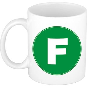 Mok / beker met de letter F groene bedrukking voor het maken van een naam / woord - koffiebeker / koffiemok - namen beker