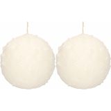 2x Witte sneeuwbal bolkaarsen 10 cm 67 branduren - Kerst kaarsjes - Sneeuwballen ronde geurloze kaarsen - Woondecoraties