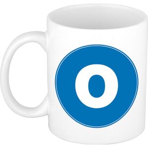 Mok / beker met de letter O blauwe bedrukking voor het maken van een naam / woord - koffiebeker / koffiemok - namen beker