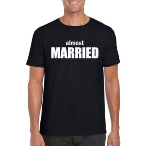 Vrijgezellenfeest Almost Married t-shirt zwart voor heren - vrijgezellen shirt