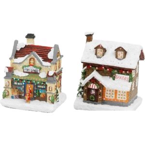 Set van 2x stuks Kerstdorp kersthuisjes bakkerij en speelgoedwinkel met verlichting 12,5 cm - Kerstversiering/kerstdecoratie